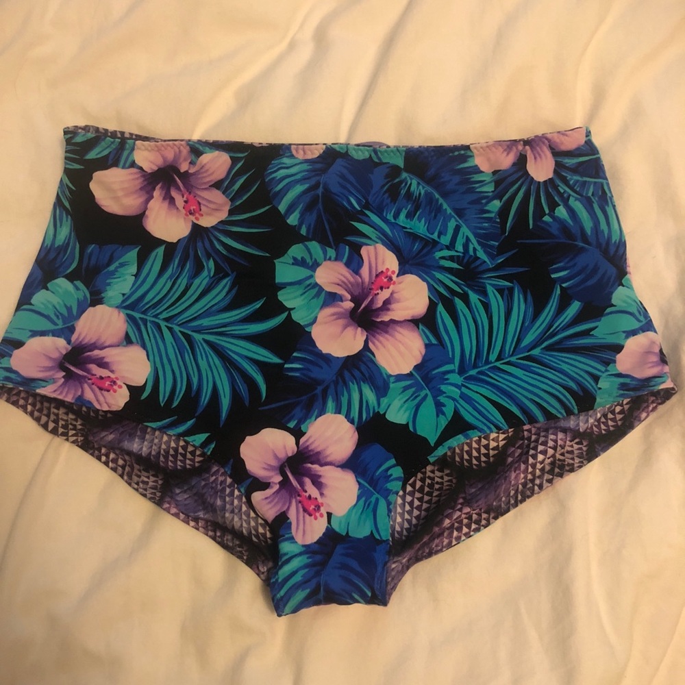 Savage Swim Lana-Large